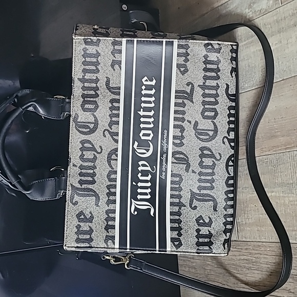 Juicy Couture Handbags - Juicy couture Purse Juicy couture Purse Juicy couture Purse Juicy couture Purse